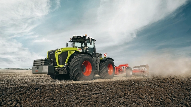 The Power and Precision of a Holland Tractor: Unleashing Agricultural Excellence