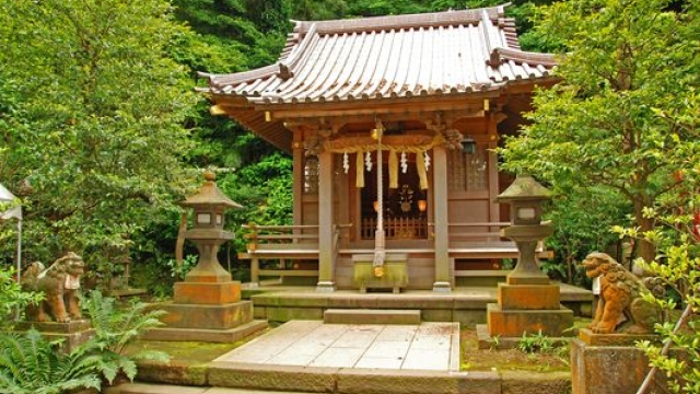 Whispers of the Divine: Exploring Japan’s Enigmatic Shinto Shrines